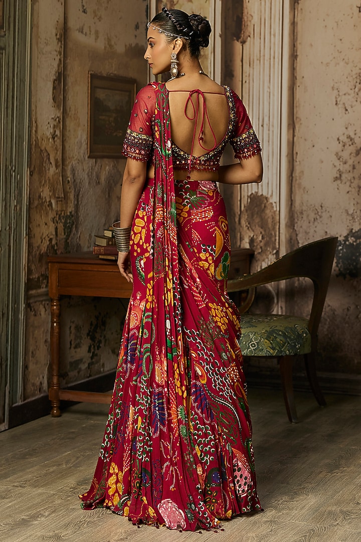 Scarlet Red Crepe Coral Veil Printed Mermaid Wedding Saree Set by DiyaRajvvir at Pernia's Pop Up Shop