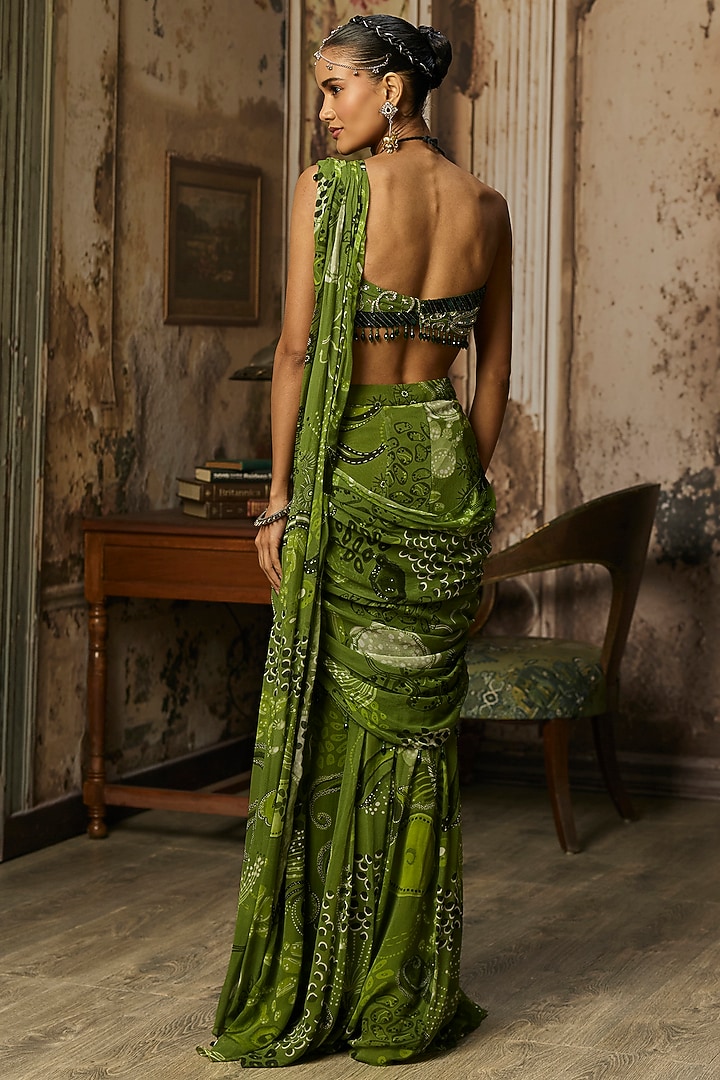 Pear Green Crepe Coral Veil Printed Slit Skirt Wedding Saree Set by DiyaRajvvir at Pernia's Pop Up Shop
