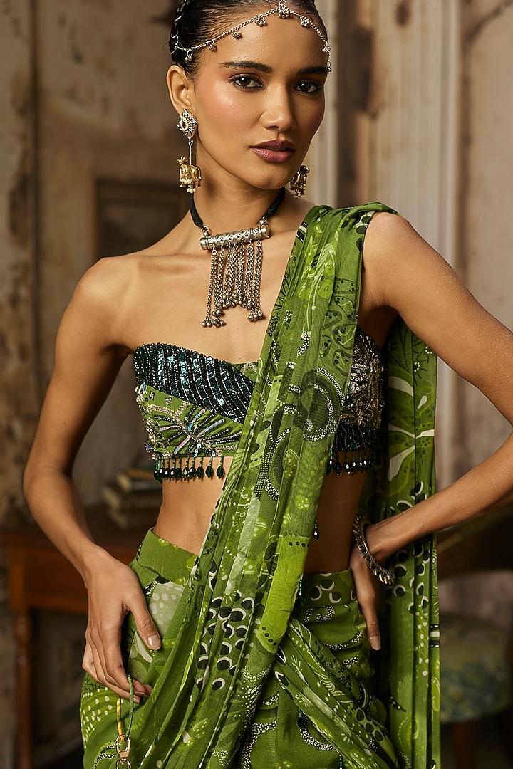 Pear Green Crepe Coral Veil Printed Slit Skirt Wedding Saree Set by DiyaRajvvir at Pernia's Pop Up Shop