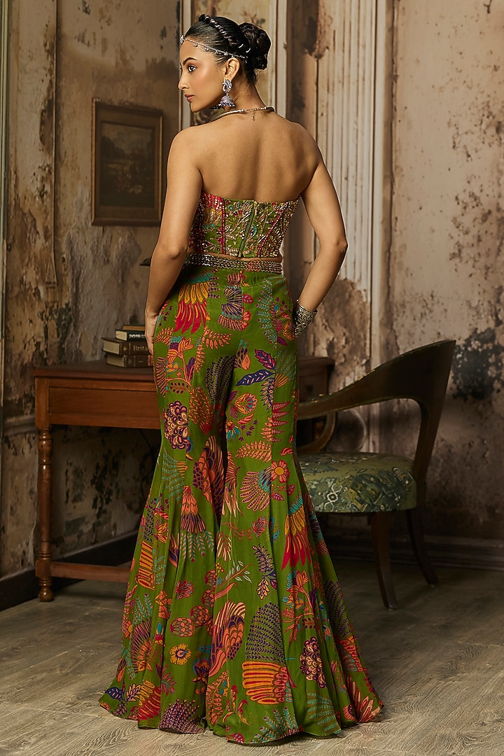 Pear Green Crepe Featherfall Printed Co-Ord Set by DiyaRajvvir at Pernia's Pop Up Shop