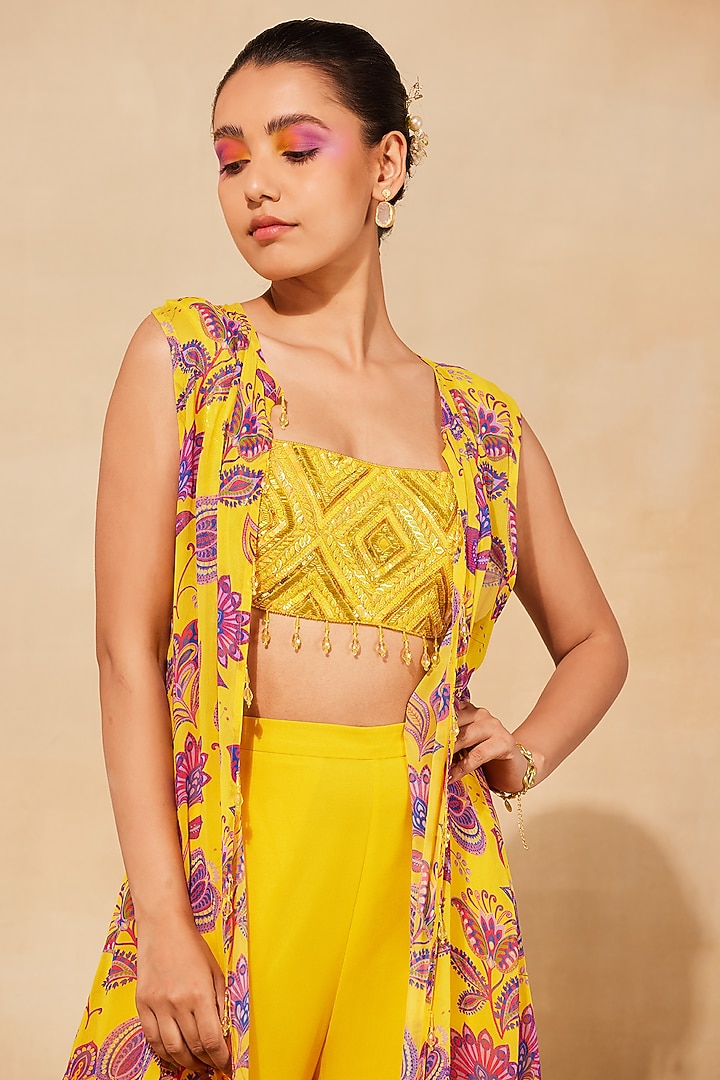 Yellow Georgette Gharara Set by DiyaRajvvir at Pernia's Pop Up Shop