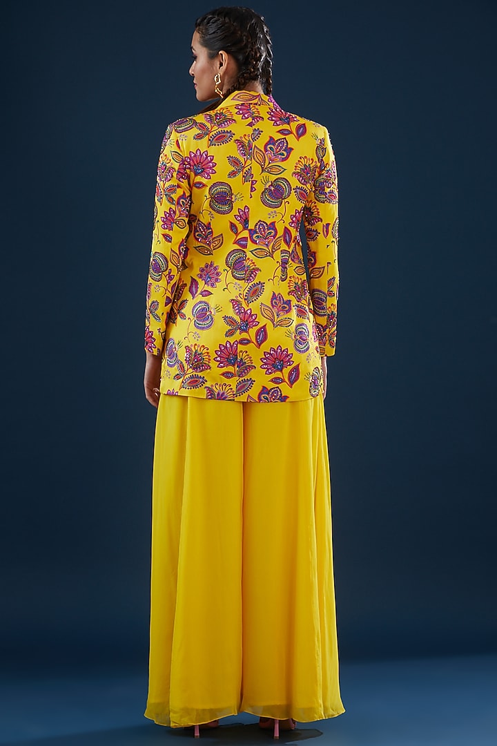 Yellow Modal & Georgette Printed Blazer Set by DiyaRajvvir at Pernia's Pop Up Shop