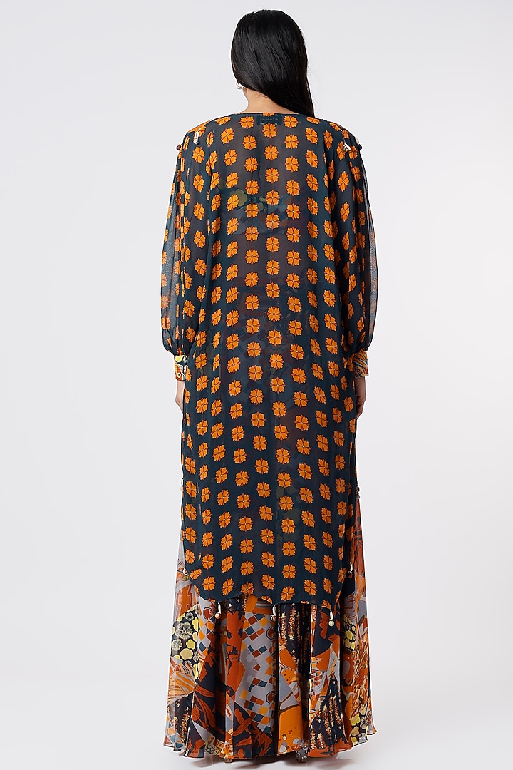Black Printed Cape Set by DiyaRajvvir at Pernia's Pop Up Shop