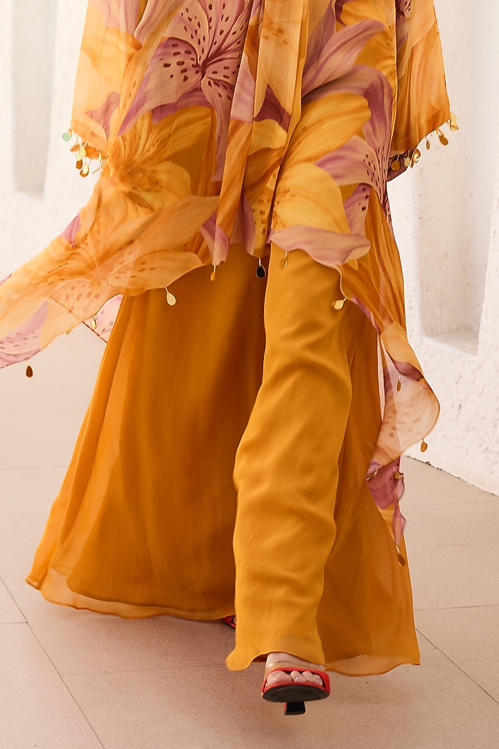 Yellow Georgette Lily Printed Kurta Set by DiyaRajvvir at Pernia's Pop Up Shop