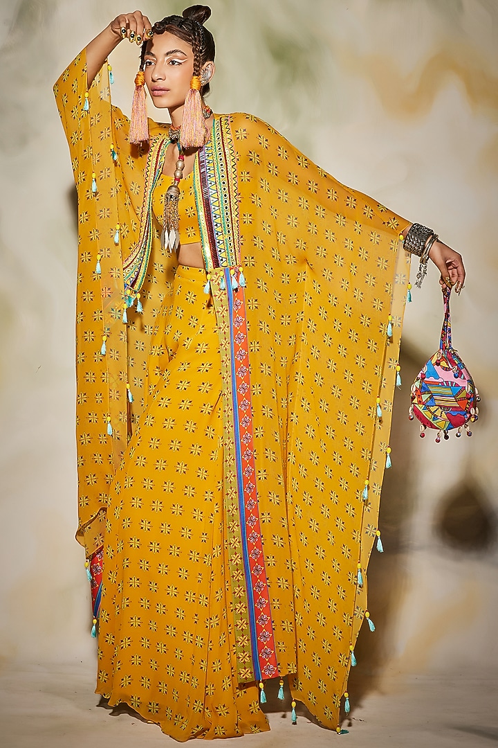 Yellow Embroidered Kaftan Set by DiyaRajvvir at Pernia's Pop Up Shop