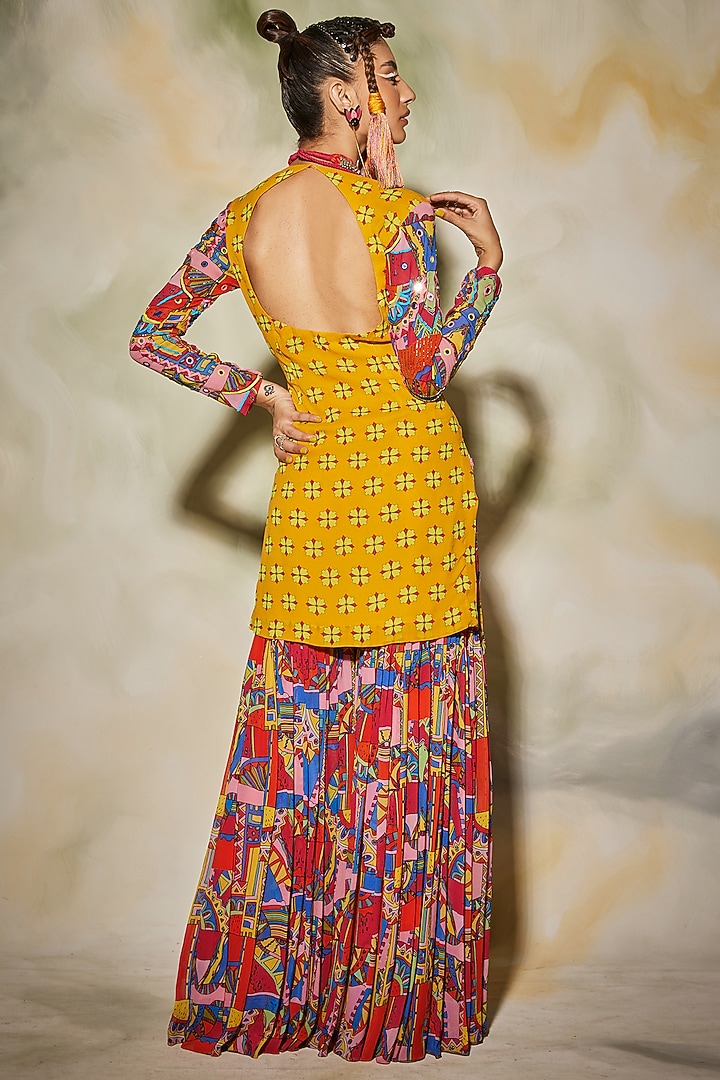 Multi-Coloured Printed Kurta Set by DiyaRajvvir at Pernia's Pop Up Shop