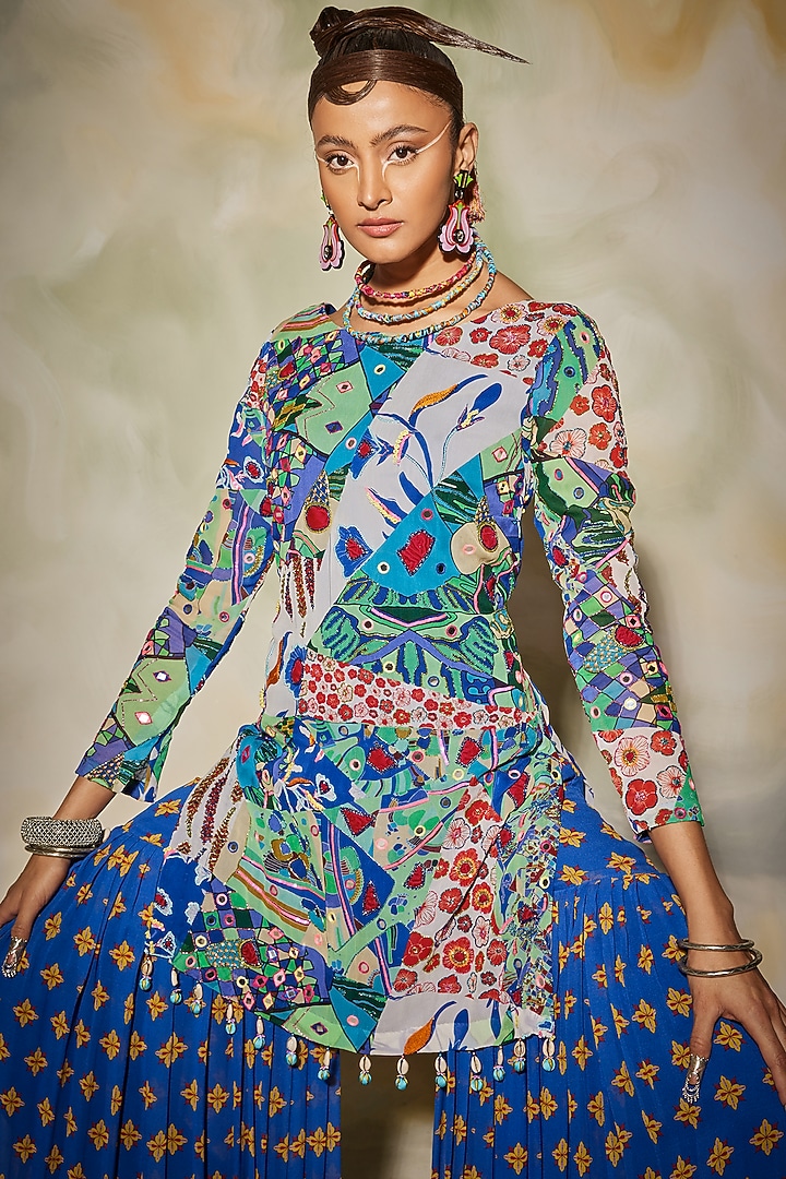 Blue Aztec Printed Kurta Set by DiyaRajvvir at Pernia's Pop Up Shop
