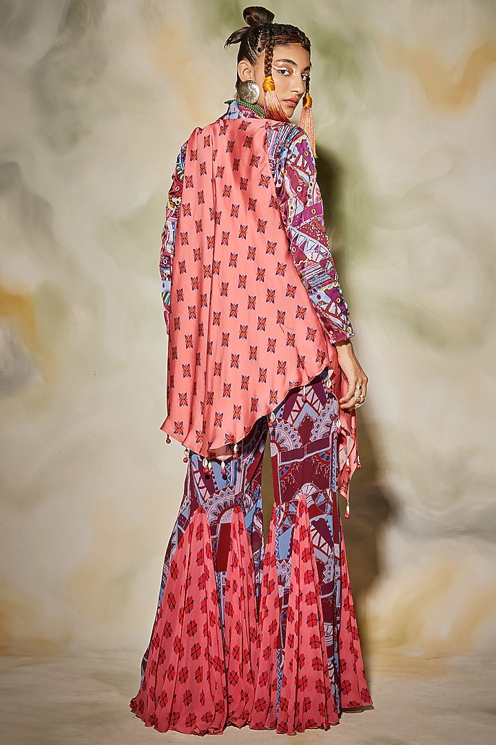 Pink Printed Cape Set by DiyaRajvvir at Pernia's Pop Up Shop
