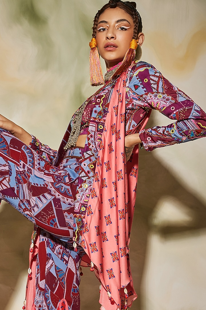 Pink Printed Cape Set by DiyaRajvvir at Pernia's Pop Up Shop