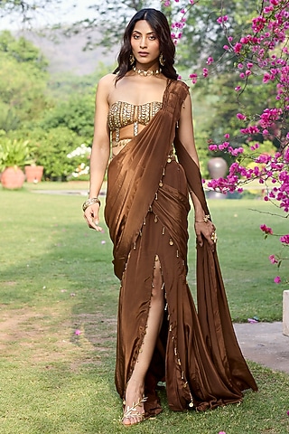 Mocha Brown Crepe & Net Embroidered Slit Saree Set by DiyaRajvvir
