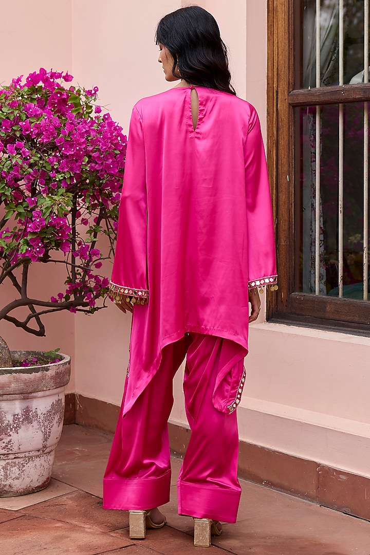 Fuchsia Pink Armani Satin Mirror Embroidered Kurta Set by DiyaRajvvir at Pernia's Pop Up Shop