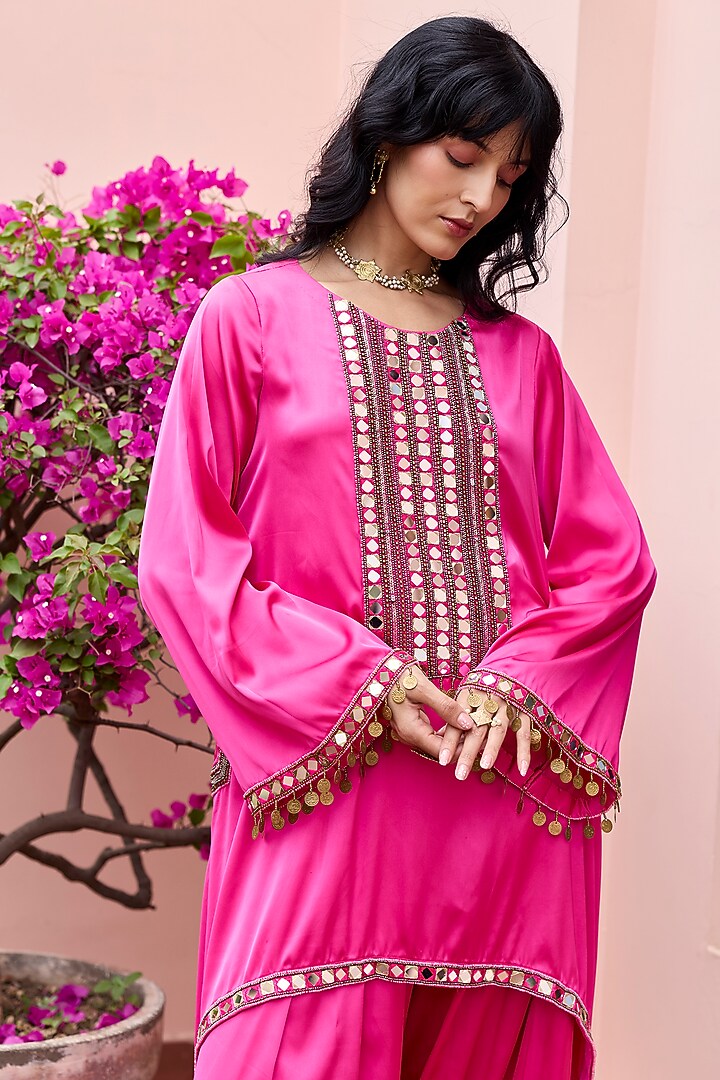 Fuchsia Pink Armani Satin Mirror Embroidered Kurta Set by DiyaRajvvir at Pernia's Pop Up Shop