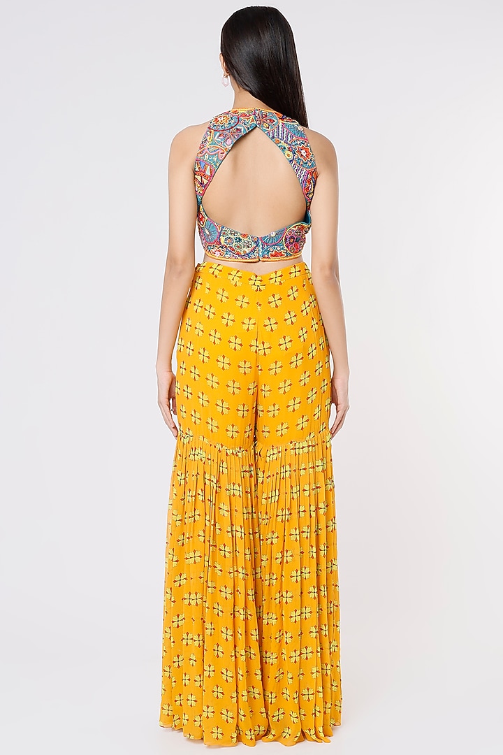 Yellow Cotton Silk Gharara Set by Diya Rajvvir at Pernia's Pop Up Shop
