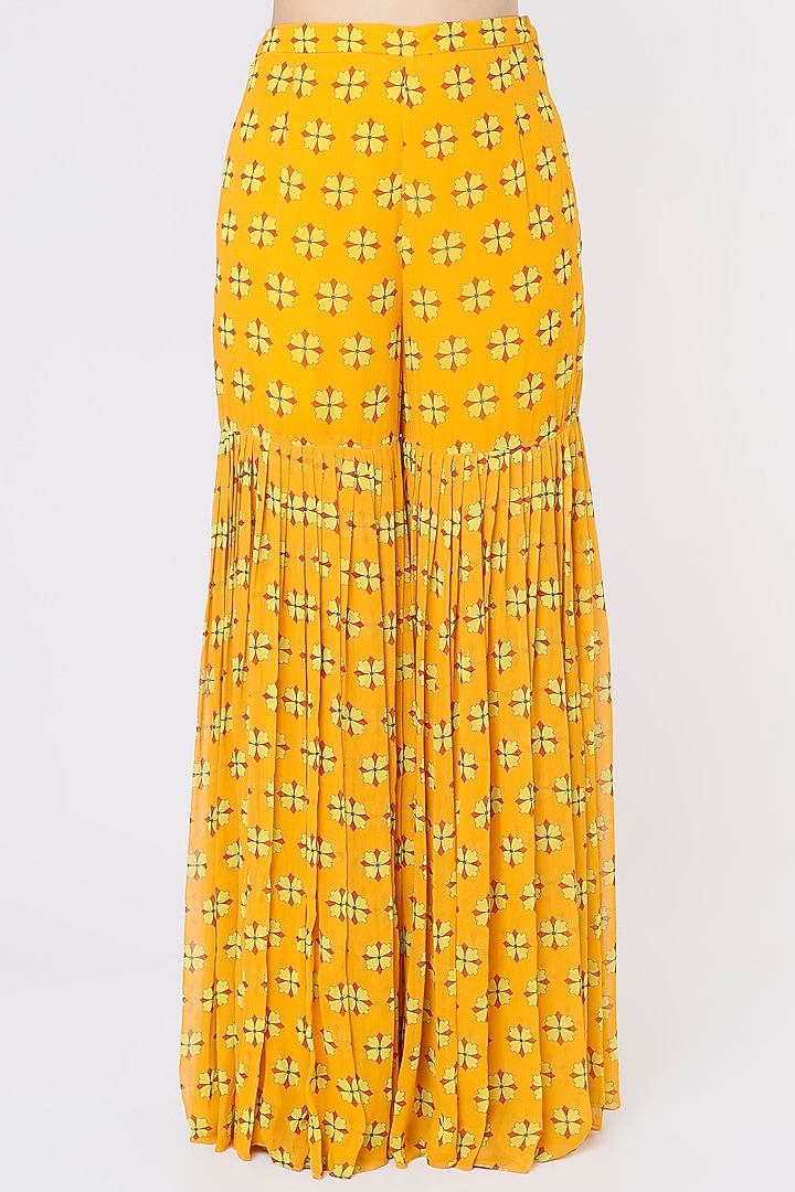 Yellow Cotton Silk Gharara Set by Diya Rajvvir at Pernia's Pop Up Shop