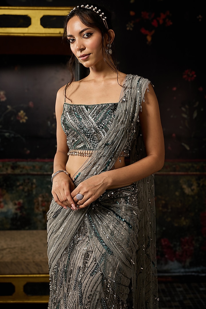 Grey Tulle Embellished Pre-Draped Mermaid Skirt Reception Saree Set by DiyaRajvvir at Pernia's Pop Up Shop