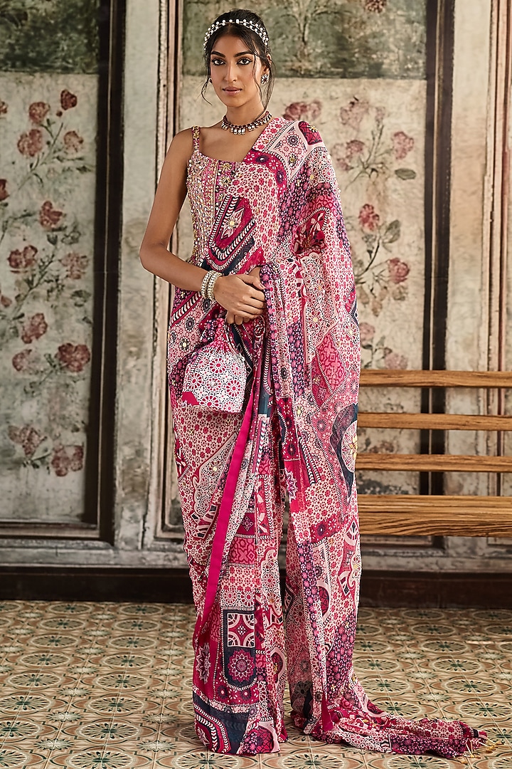 Fuchsia Crepe & Georgette Abstract Jaal Printed Pre-Draped Wedding Saree Set by DiyaRajvvir at Pernia's Pop Up Shop