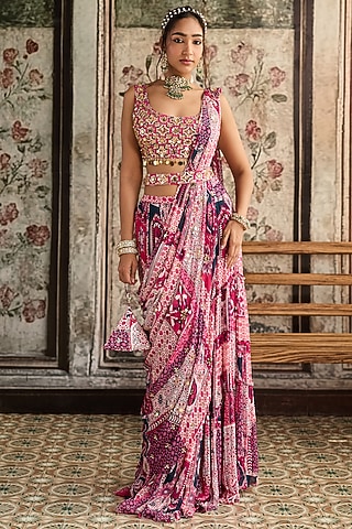 Fuchsia Crepe & Georgette Abstract Jaal Printed Tiered Saree Set by DiyaRajvvir
