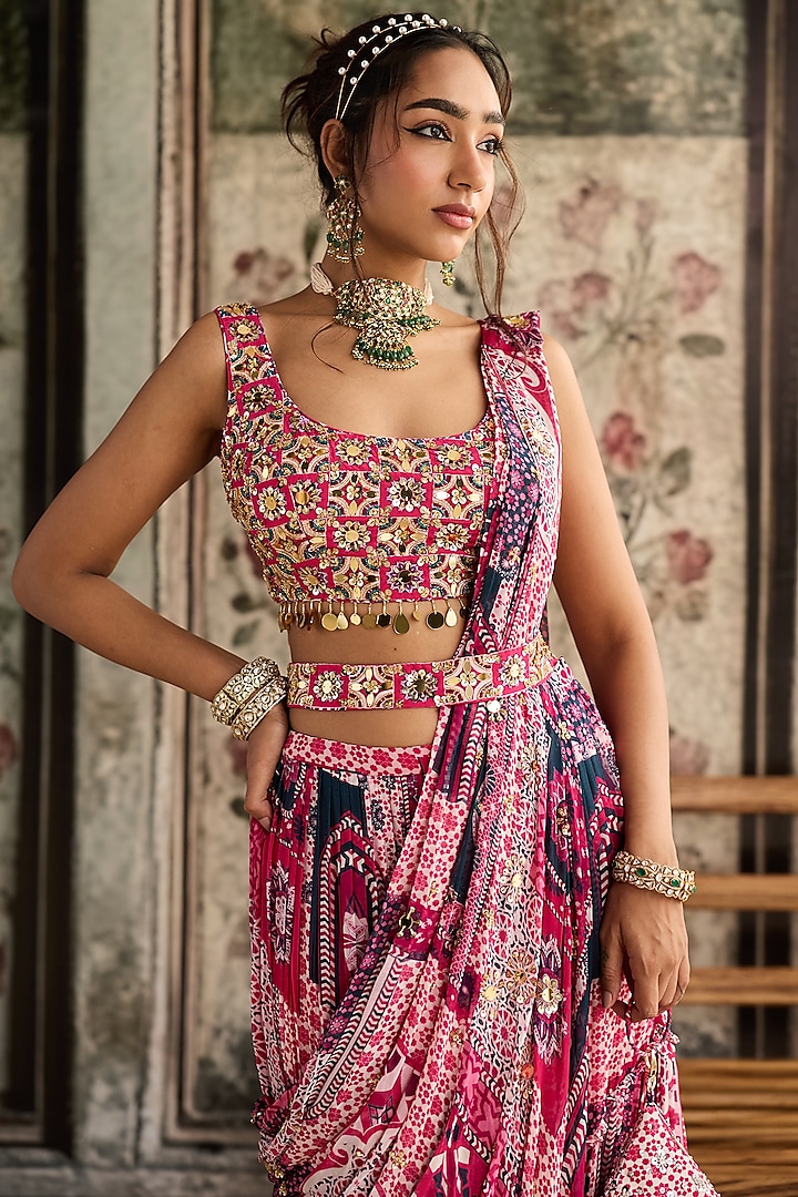 Fuchsia Crepe & Georgette Abstract Jaal Printed Tiered Wedding Saree Set by DiyaRajvvir at Pernia's Pop Up Shop