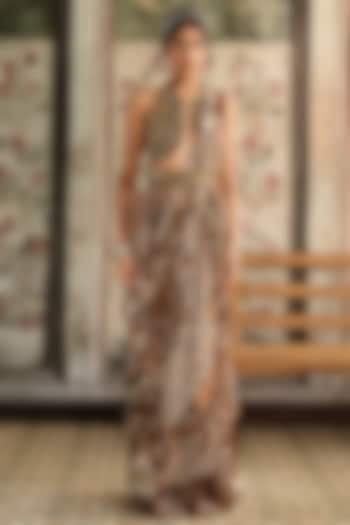 Caramel Brown Tulle & Georgette Jaal Printed Tiered Skirt Wedding Saree Set by DiyaRajvvir at Pernia's Pop Up Shop