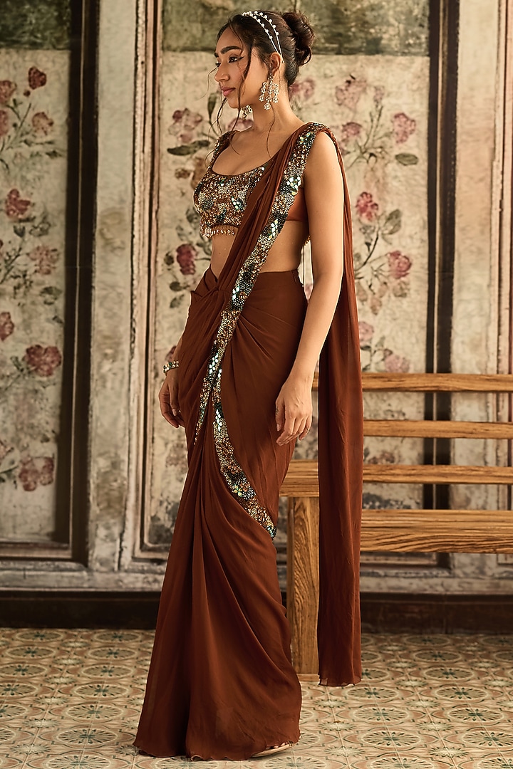 Caramel Brown Tulle & Georgette Pre-Draped Wedding Saree Set by DiyaRajvvir at Pernia's Pop Up Shop