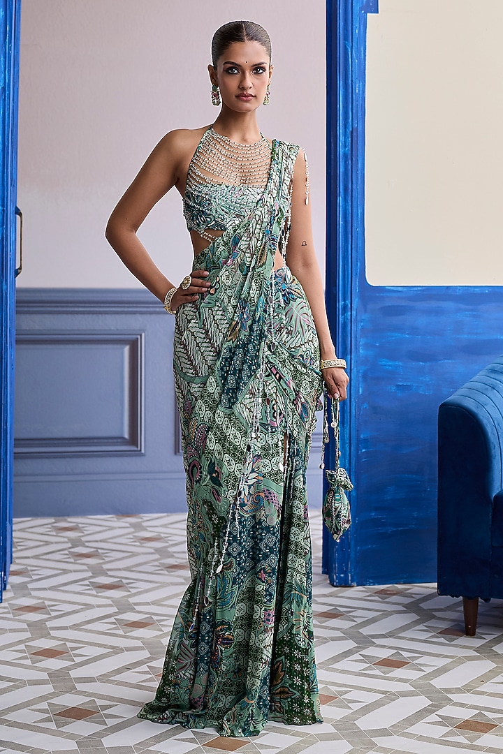 Green Crepe & Georgette Floral Printed Draped Wedding Saree Set by DiyaRajvvir at Pernia's Pop Up Shop