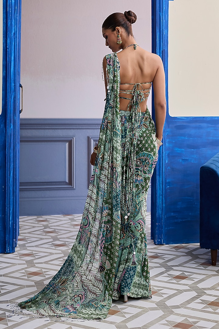 Green Crepe & Georgette Floral Printed Draped Wedding Saree Set by DiyaRajvvir at Pernia's Pop Up Shop