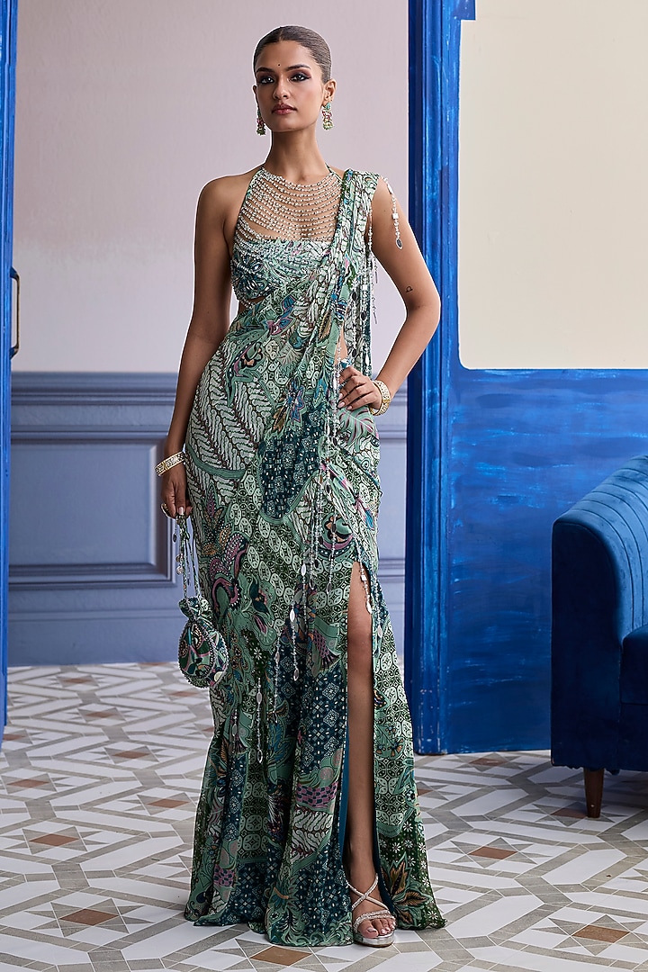 Green Crepe & Georgette Floral Printed Draped Wedding Saree Set by DiyaRajvvir at Pernia's Pop Up Shop