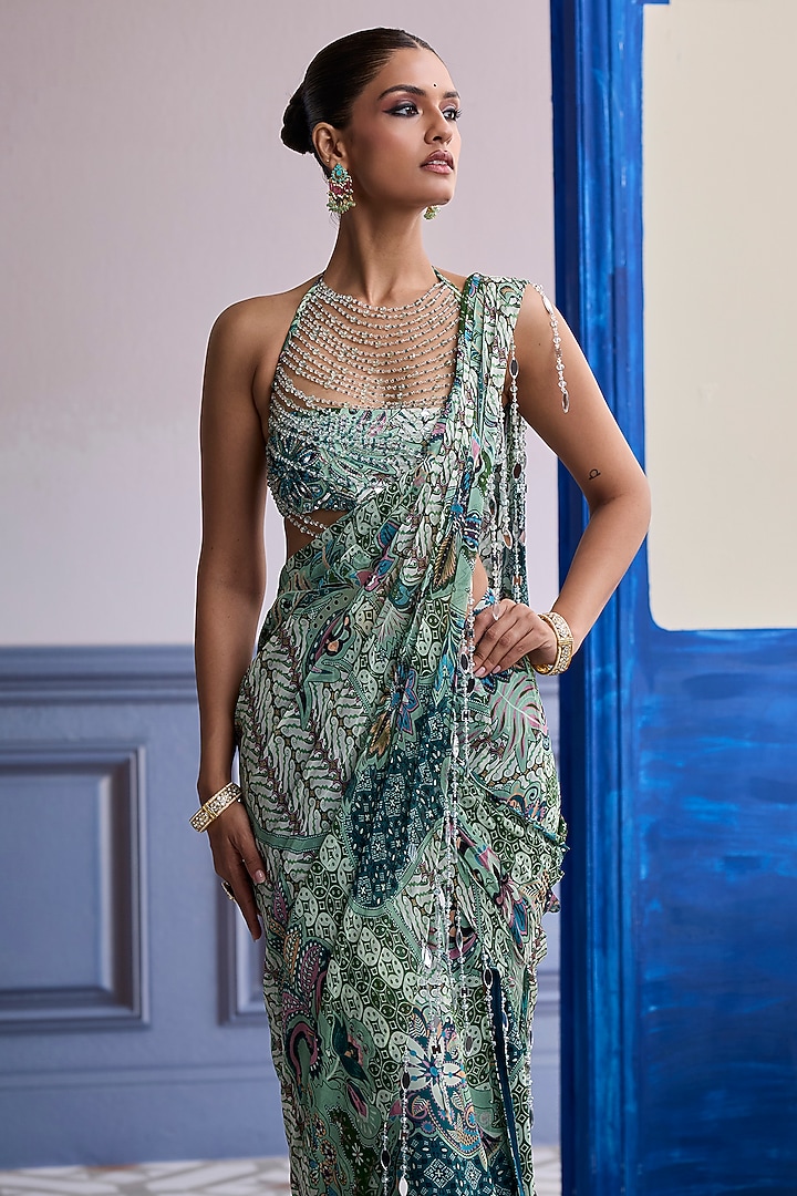 Green Crepe & Georgette Floral Printed Draped Wedding Saree Set by DiyaRajvvir at Pernia's Pop Up Shop