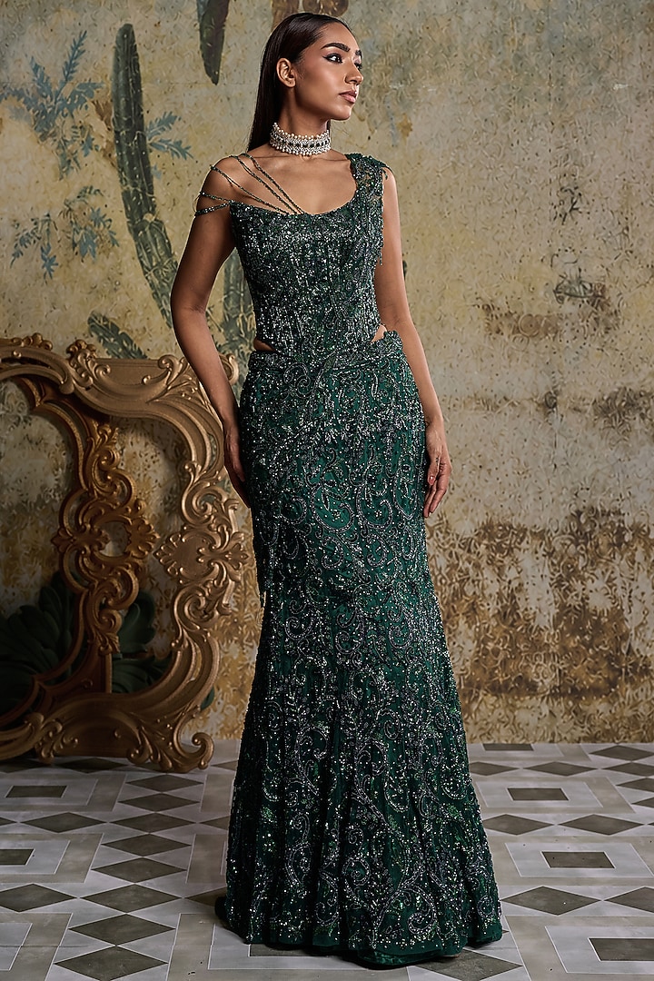 Bottle Green Tulle Embellished Corset Reception Saree Set by DiyaRajvvir at Pernia's Pop Up Shop