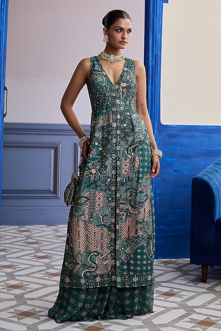 Teal Dola Silk Floral Printed Structured Kurta Set by DiyaRajvvir at Pernia's Pop Up Shop