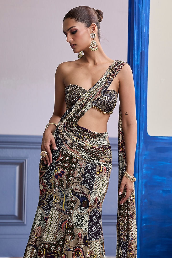 Olive Tulle & Georgette Floral Printed Fish-Cut Wedding Saree Set by DiyaRajvvir at Pernia's Pop Up Shop