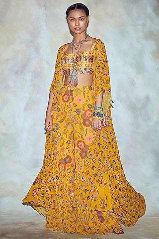 Yellow Printed Pant Set by DiyaRajvvir