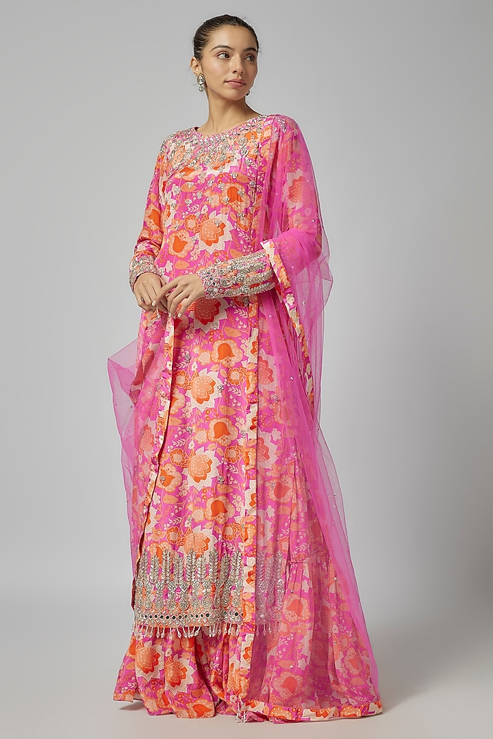 Pink Crepe & Tulle Floral Jaal Printed Long Kurta Set by DiyaRajvvir at Pernia's Pop Up Shop