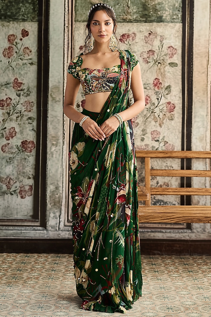 Green Crepe & Georgette Floral Printed Skirt Wedding Saree Set by DiyaRajvvir at Pernia's Pop Up Shop