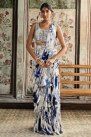 Ivory & Blue Crepe & Georgette Floral Printed Tiered Saree Set by DiyaRajvvir