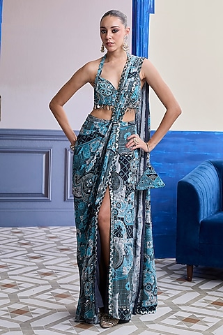 Teal Crepe Mosaic Printed Slit Saree Set by DiyaRajvvir