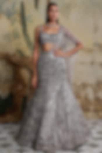 Silver Tulle Abstract Sequins Embellished Reception Saree Set by DiyaRajvvir at Pernia's Pop Up Shop