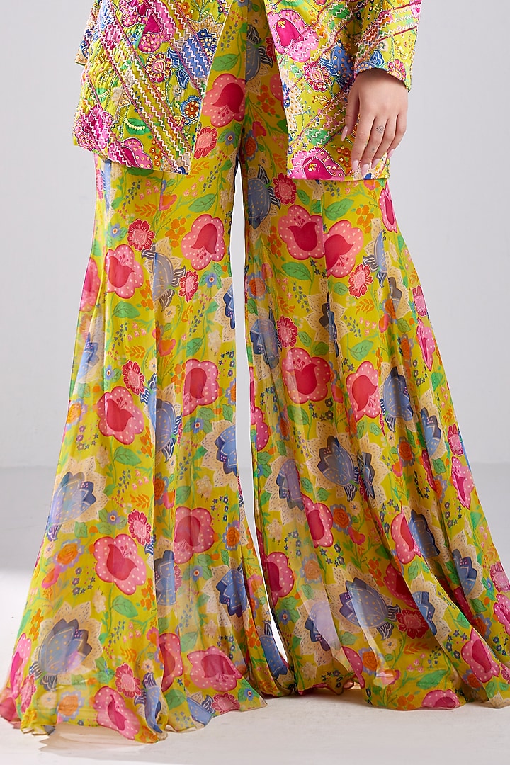 Yellow Modal & Georgette Printed Co-Ord Set by DiyaRajvvir at Pernia's Pop Up Shop