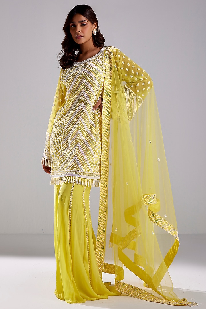 Canary Yellow Tulle & Crepe Chevron Embroidered Kurta Set by DiyaRajvvir at Pernia's Pop Up Shop