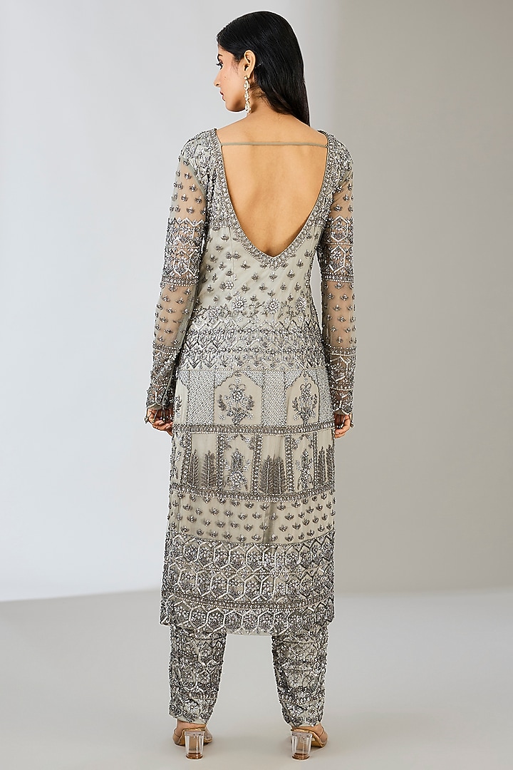 Grey Tulle Floral Embroidered Scalloped Kurta Set by DiyaRajvvir at Pernia's Pop Up Shop