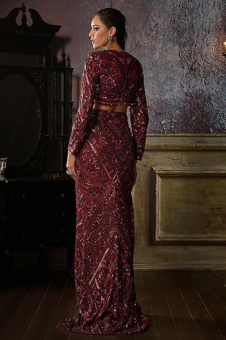 Maroon Tulle Embellished Trail Skirt Set by DiyaRajvvir at Pernia's Pop Up Shop