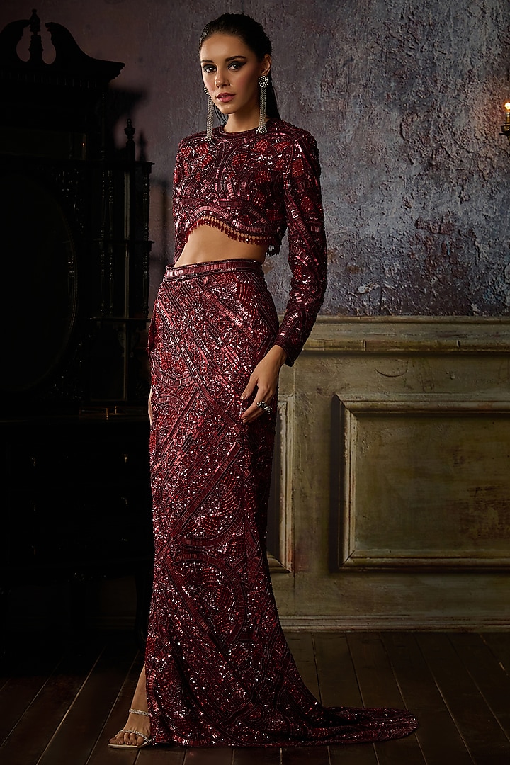 Maroon Tulle Embellished Trail Skirt Set by DiyaRajvvir at Pernia's Pop Up Shop