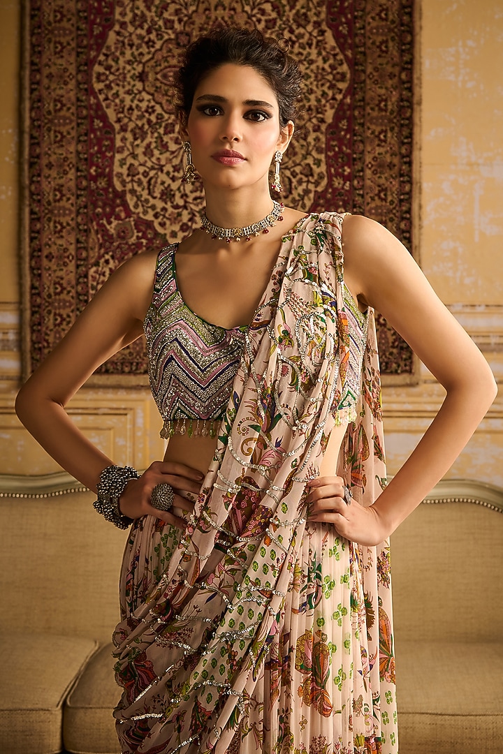 Green Crepe Floral Jaal Printed Tiered Skirt Wedding Saree Set by DiyaRajvvir at Pernia's Pop Up Shop