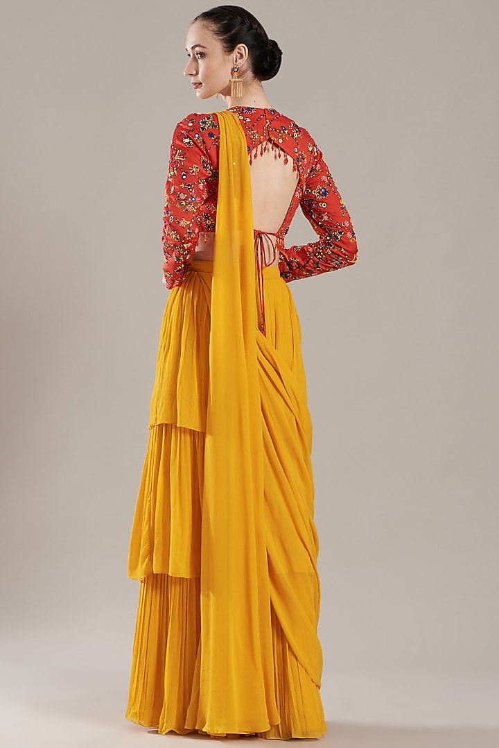 Yellow Georgette Layered Wedding Saree Set by DiyaRajvvir at Pernia's Pop Up Shop