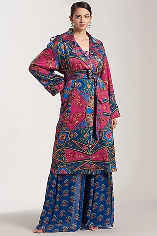 Teal & Fuchsia Printed Trench Coat Set by DiyaRajvvir
