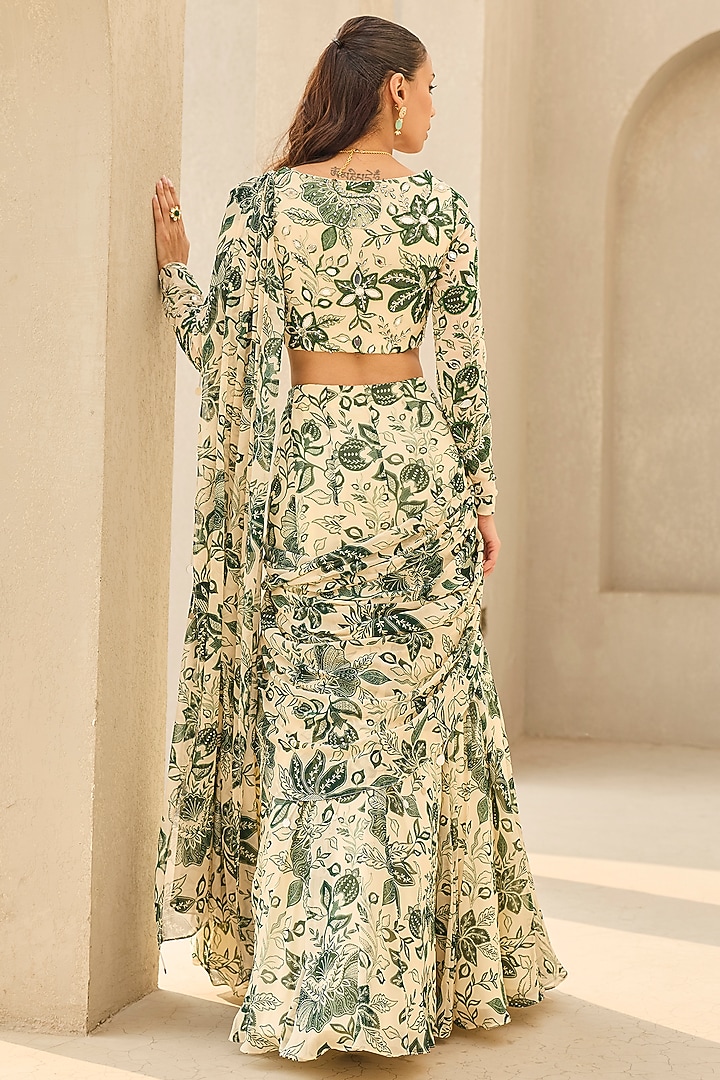 Ivory & Green Georgette Floral Printed Wedding Saree Set by DiyaRajvvir at Pernia's Pop Up Shop