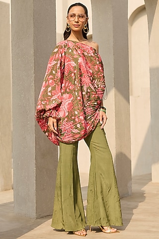 Sage Green Crepe Bell-Bottom Pant Set by DiyaRajvvir