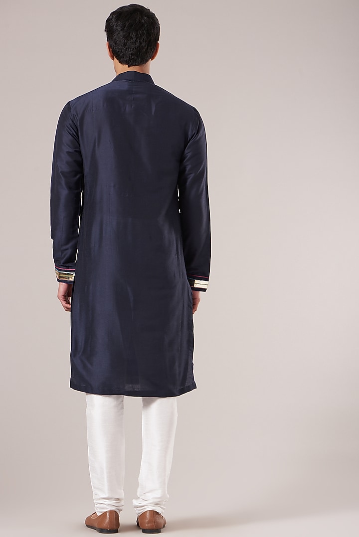 Dark Blue Cotton Silk Thread Embroidered Kurta by DiyaRajvvir Men at Pernia's Pop Up Shop
