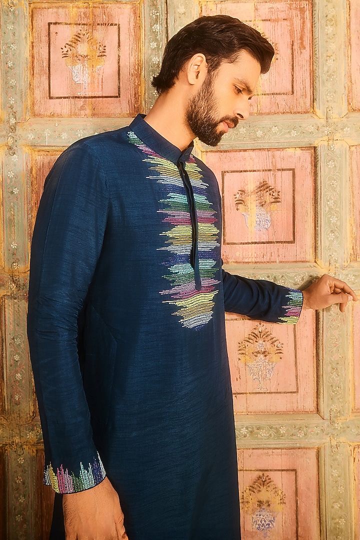 Teal Dola Silk Cutdana & Thread Embroidered Kurta by DiyaRajvvir Men at Pernia's Pop Up Shop