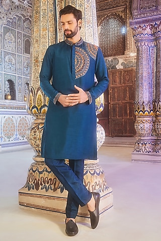 Teal Blue Dola Silk Thread & Cutdana Embroidered Kurta by DiyaRajvvir Men